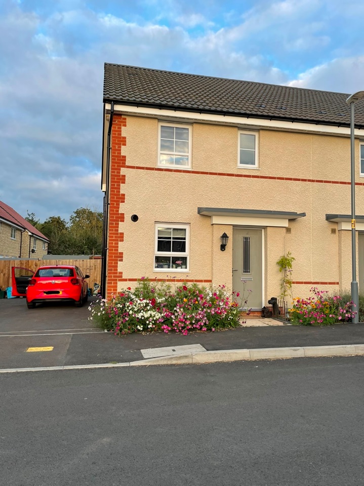 Whitchurch, Bristol 3 Bed SemiDetached House, Maes Knoll Drive, BS14