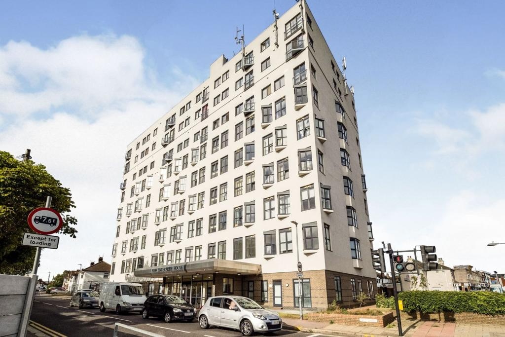 Chadwell Heath, Romford 1 Bed Flat, New Enterprise House, RM6 To