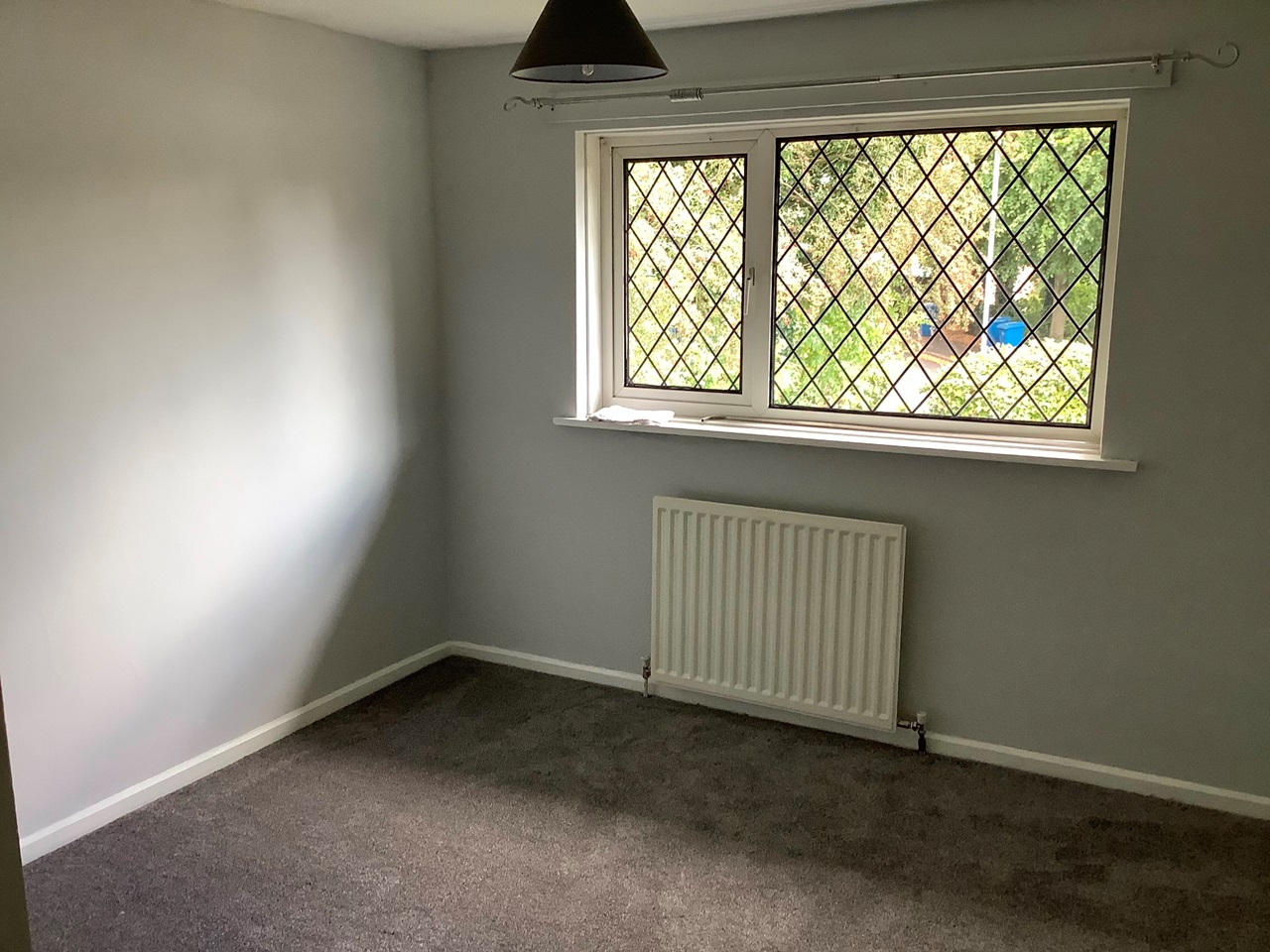 Stoneydelph, Tamworth 3 Bed Terraced House, Lothersdale, B77 To