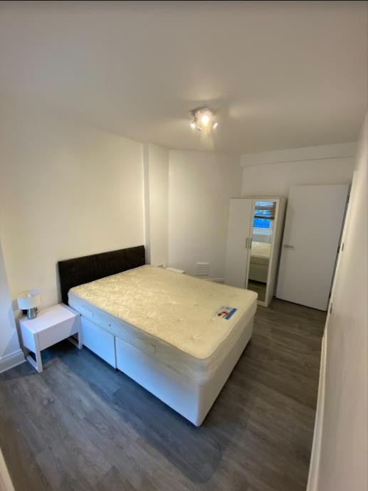 London 1 Bed Flat, Dewsbury Court, W4 To Rent Now for £1,550.00 p/m