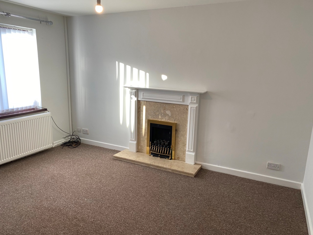 Gwersyllt, Wrexham 2 Bed SemiDetached House, Dodds Lane, LL11 To