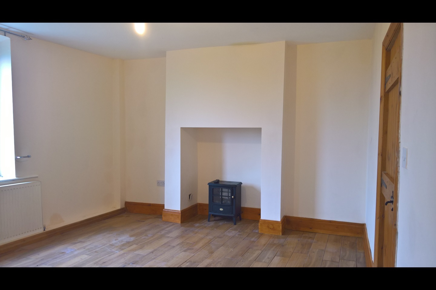 Darfield, Barnsley 2 Bed Detached House, Snape Hill Road, S73 To Rent Now for £690.00 p/m