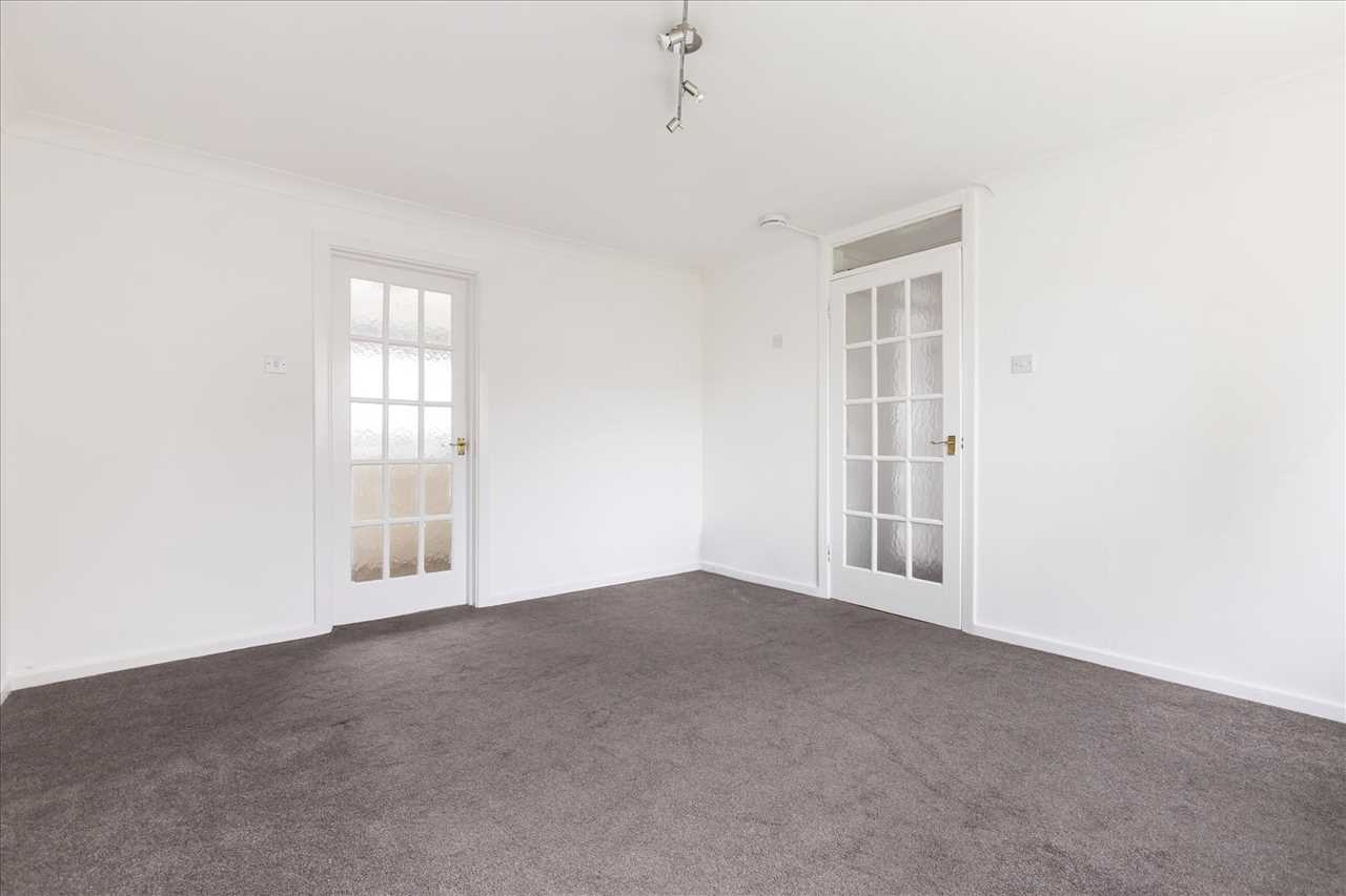 East Kilbride, Glasgow 1 Bed Flat, Glen More, G74 To Rent Now for £