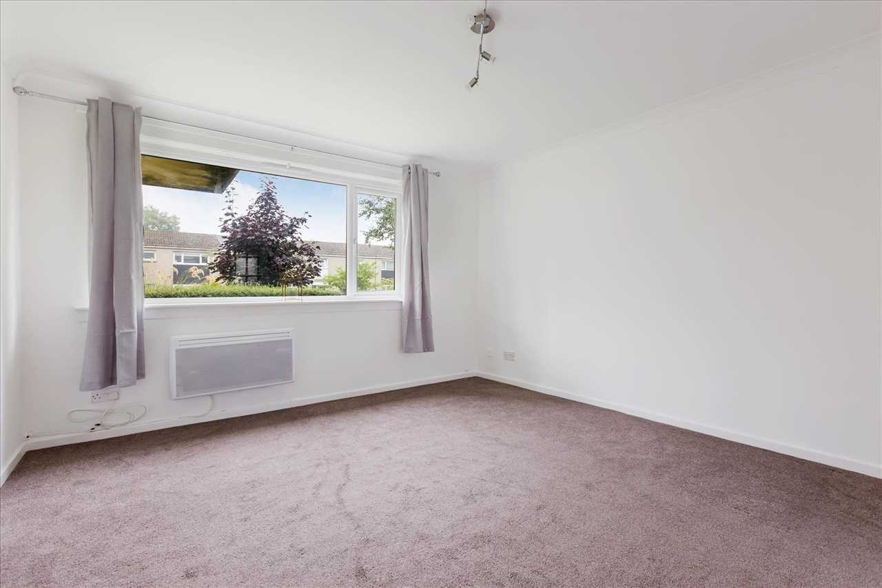 East Kilbride, Glasgow 1 Bed Flat, Glen More, G74 To Rent Now for £