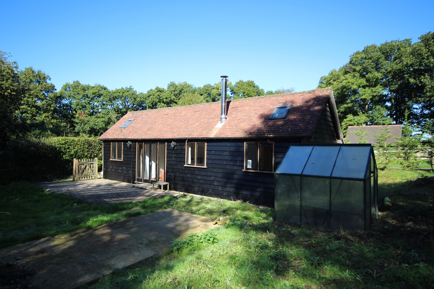 Haywards Heath 2 Bed Detached House, Ditchling Rd, RH16 To Rent Now