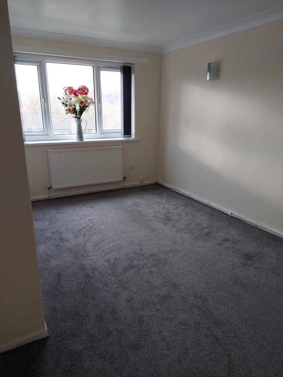 Bingley 1 Bed Flat, Crosley Wood Road, BD16 To Rent Now for £495.00 p/m