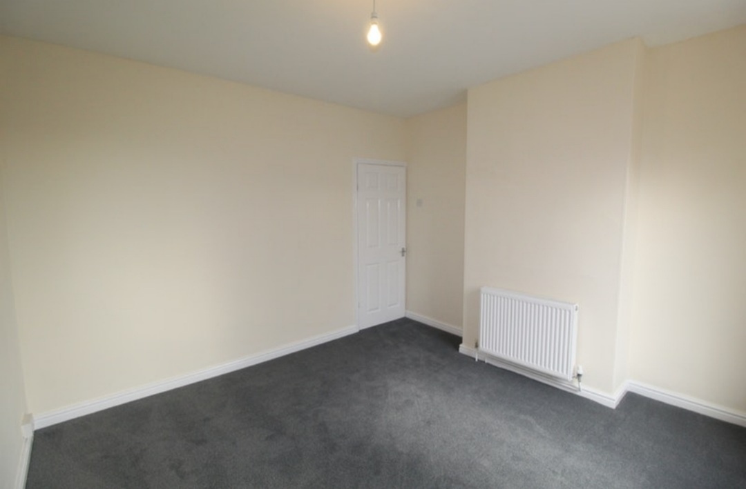 Worksop 2 Bed Terraced House, Sandy Lane, S80 To Rent Now for £595.