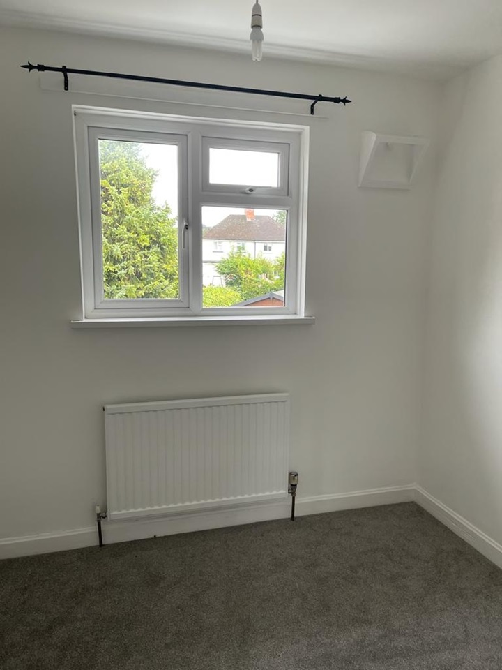 Swindon 3 Bed SemiDetached House, Perrys Lane, SN4 To Rent Now for