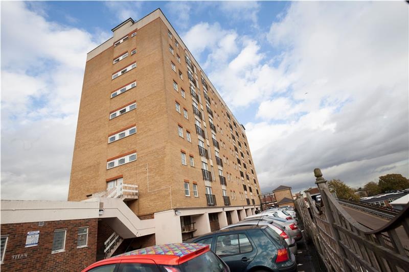 Hounslow Studio Flat, Madison Heights, TW3 To Rent Now for £1,100.