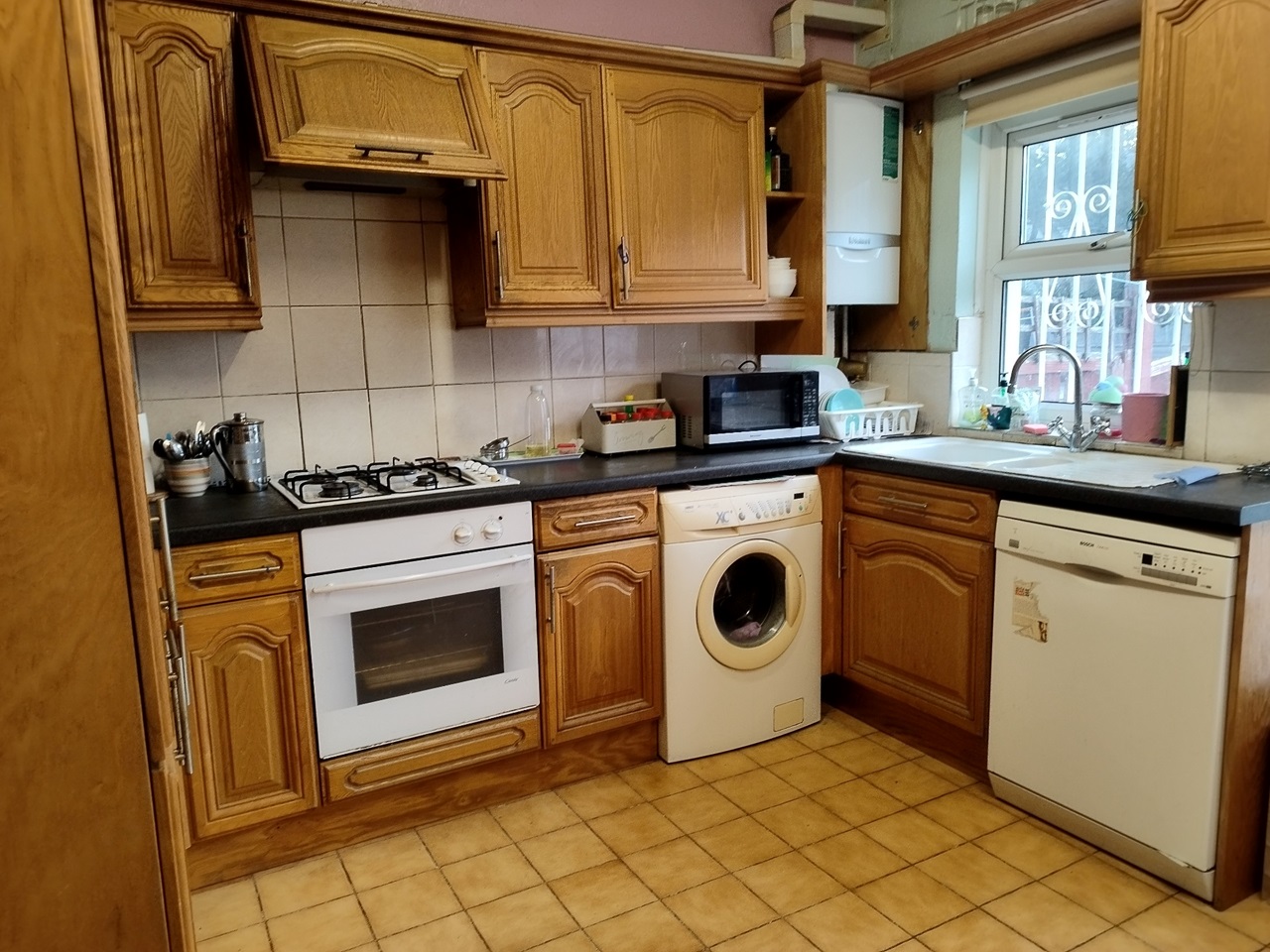 Ilford 3 Bed Terraced House, Northbrook Road, IG1 To Rent Now for £