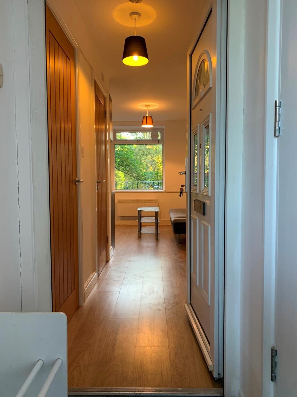 Dunstable 1 Bed Flat, Viceroy Court, LU6 To Rent Now for £825.00 p/m