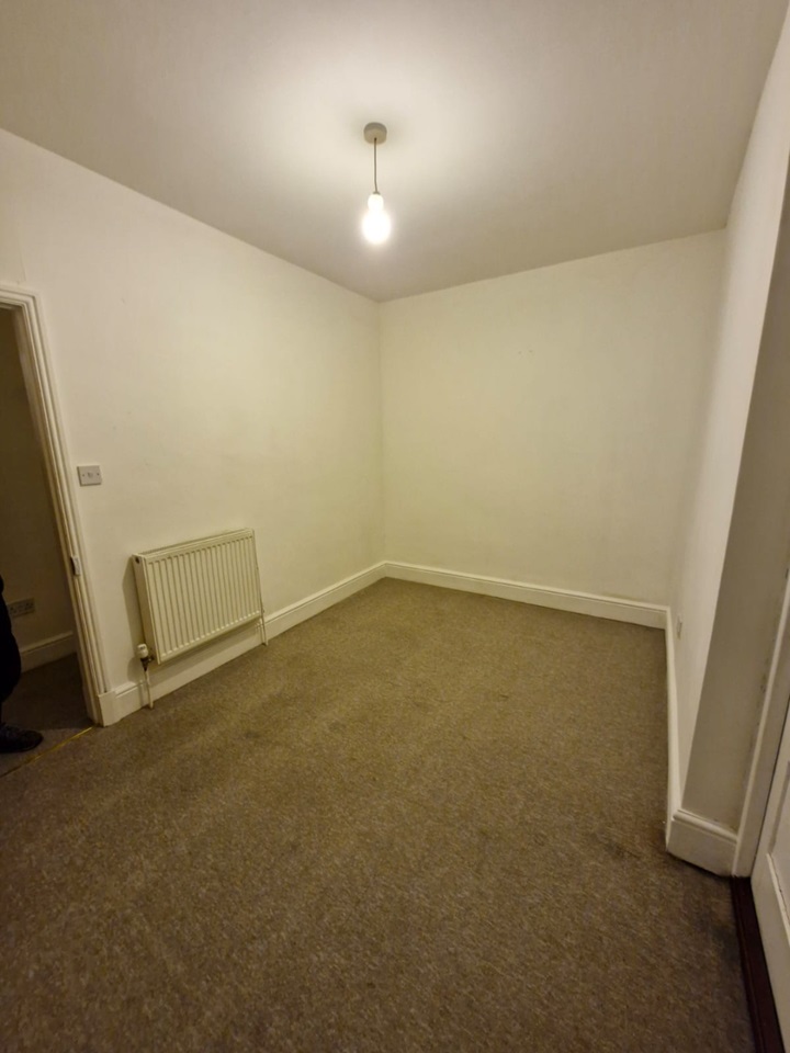 Leicester 2 Bed Flat, Fosse Road South, LE3 To Rent Now for £800.00 p/m