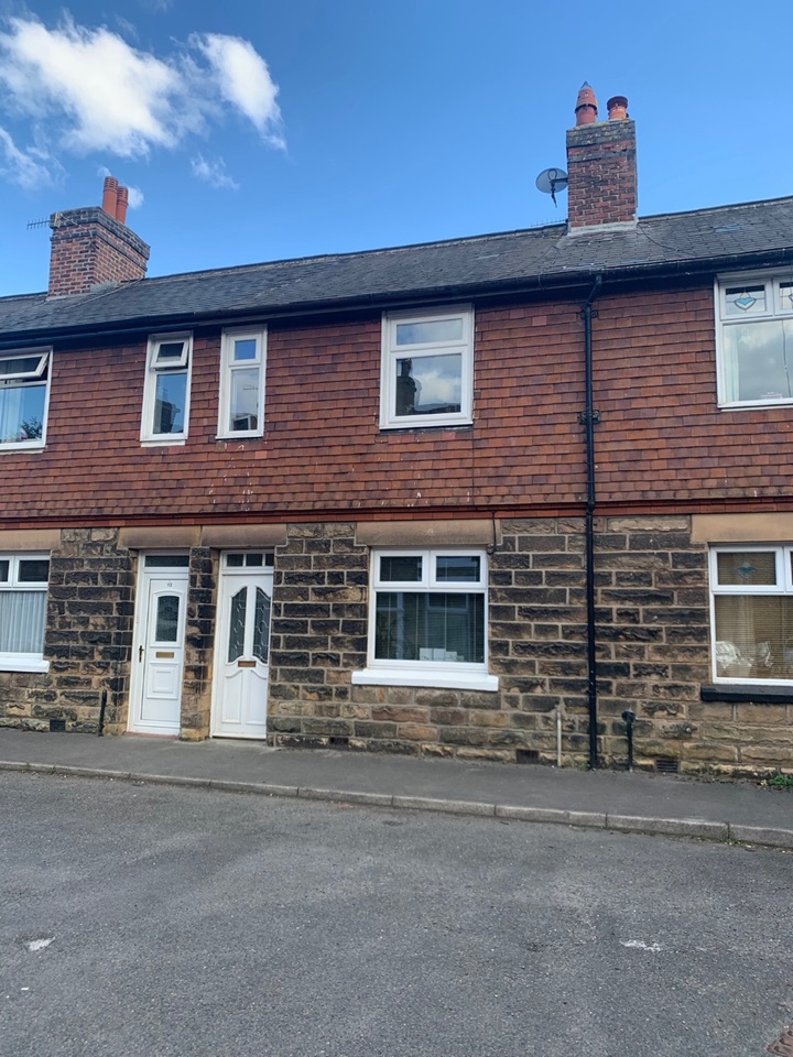 New Mills, High Peak 3 Bed Terraced House, Wood Street, SK22 To