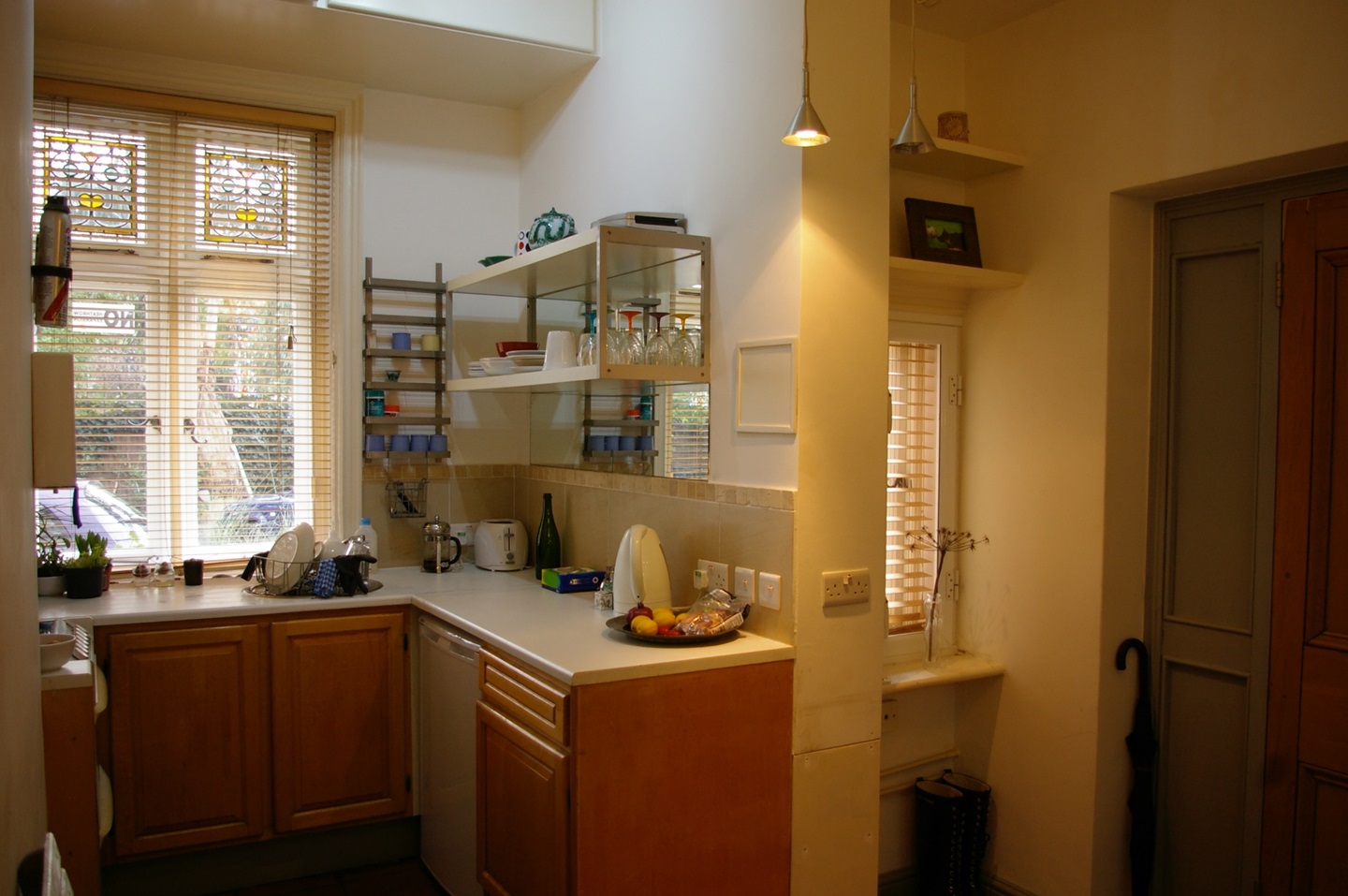 Twickenham Studio Flat, The Avenue, TW1 To Rent Now for £995.00 p/m