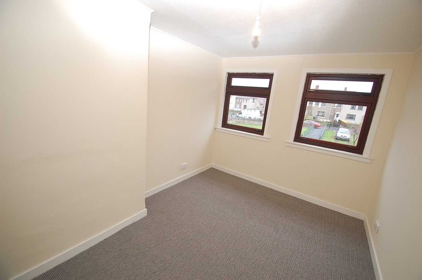 Dalkeith 3 Bed Terraced House, Primrose Crescent, EH22 To Rent Now