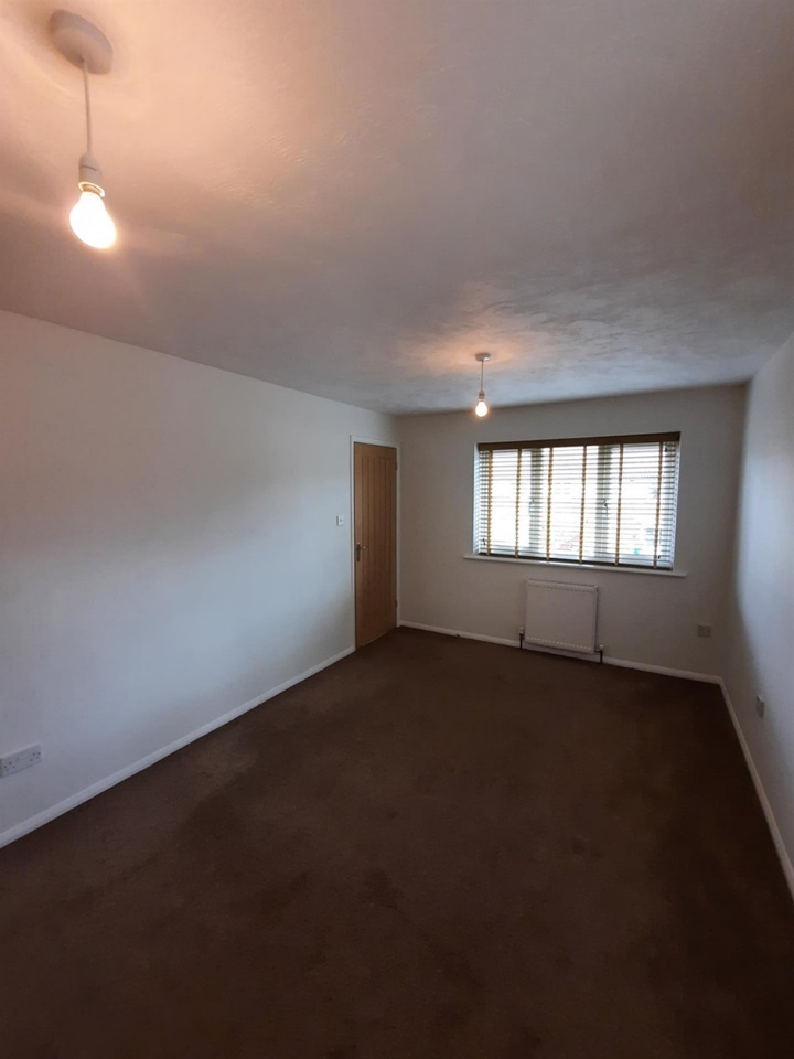 Portsmouth 2 Bed End Terrace, Templeton Close, PO2 To Rent Now for