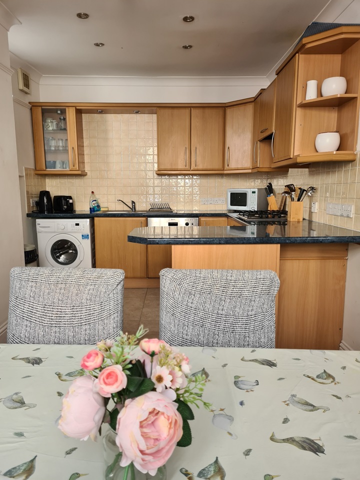 Tavistock 3 Bed Flat, Market Street, PL19 To Rent Now for £900.00 p/m