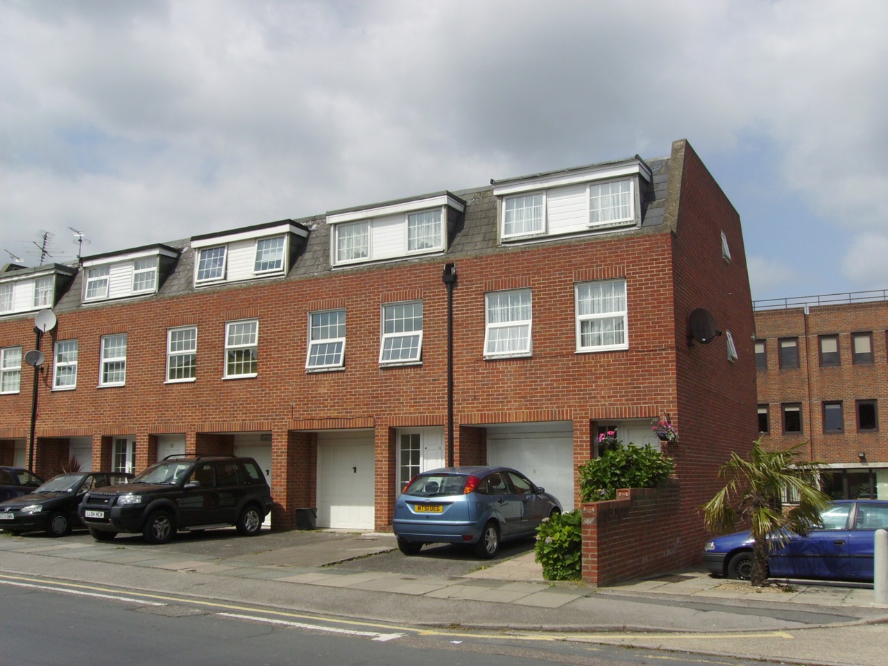 London 4 Bed Terraced House, Crown Lane, N14 To Rent Now for £2,100.00 p/m