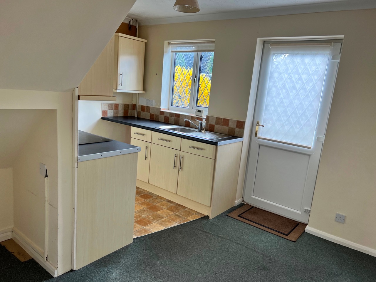 Derbyshire 2 Bed SemiDetached House, Hallam Way, DE7 To Rent Now