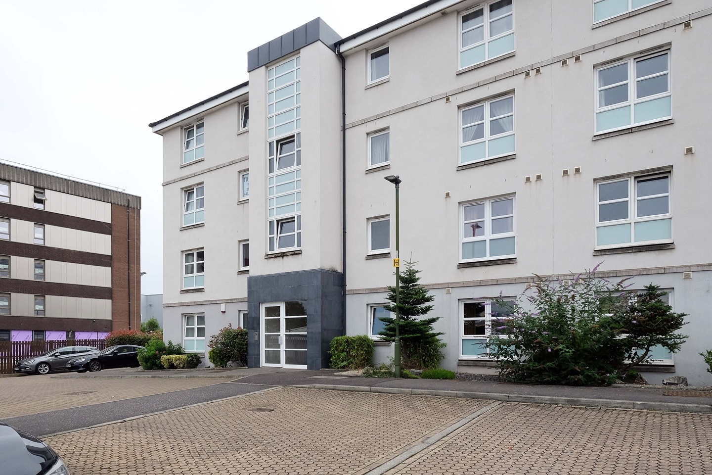 Edinburgh 2 Bed Flat, Chesser Crescent, EH14 To Rent Now for £1,350