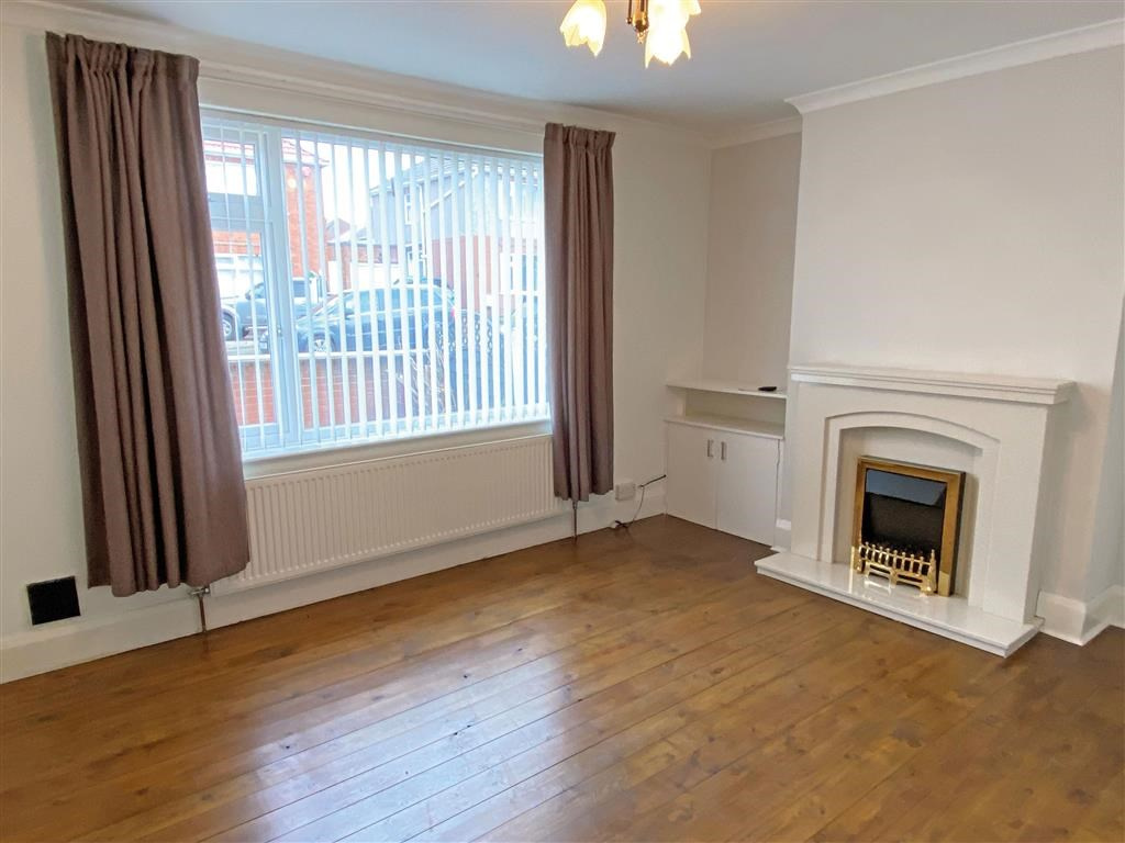 KirkbyInAshfield, Nottingham 3 Bed SemiDetached House, Seagrave