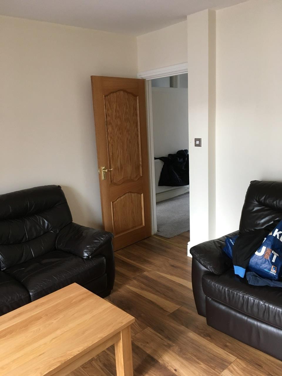Birmingham Room in a Shared House, Rodney Close, B16 To Rent Now