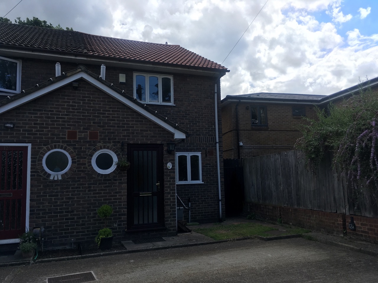 London 2 Bed End Terrace, Honley Rd, SE6 To Rent Now for £1,600.00 p/m