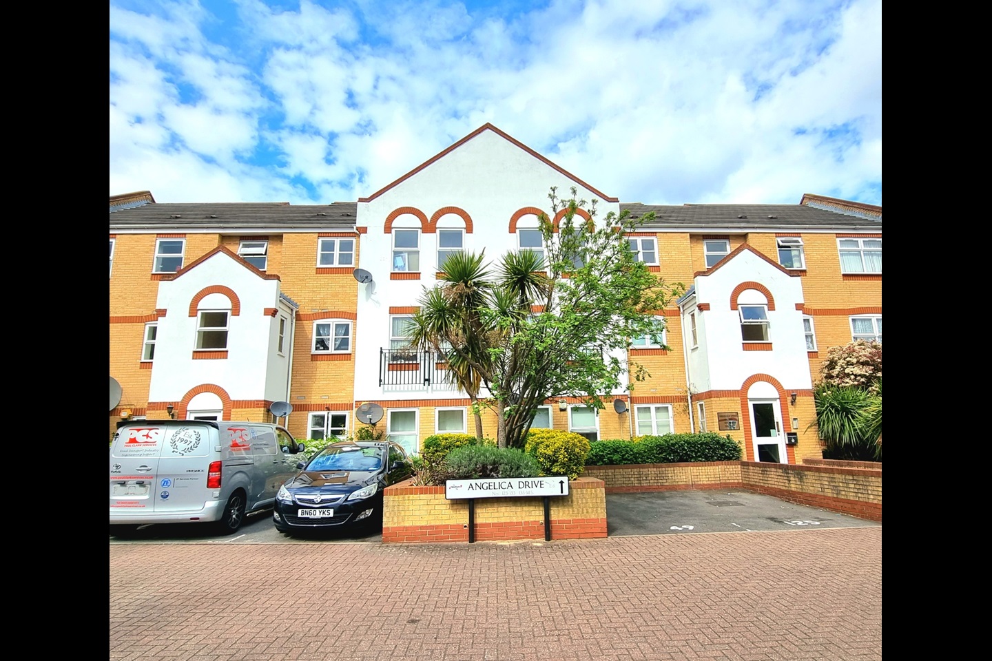 London 1 Bed Flat, Angelica Drive, E6 To Rent Now for £1,500.00 p/m