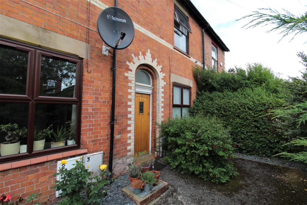 Stockport 1 Bed Flat, Heathbank Road, SK3 To Rent Now for £800.00 p/m