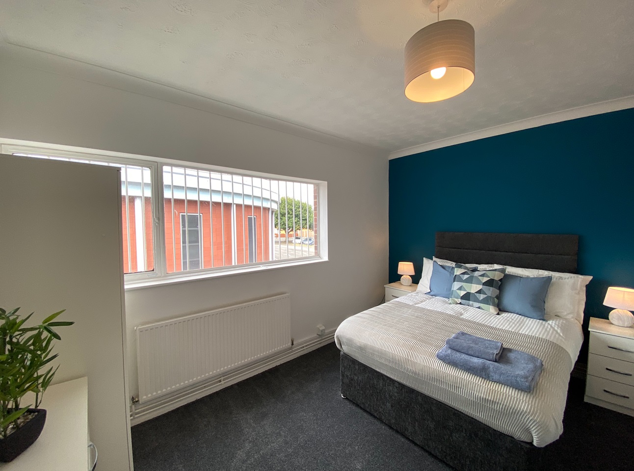 Houghton Regis, Dunstable Room in a Shared House, Bedford Square, LU5