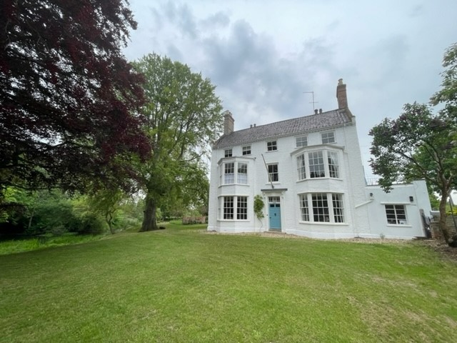 Syleham, Eye 2 Bed Flat, Syleham House, IP21 To Rent Now for £750.