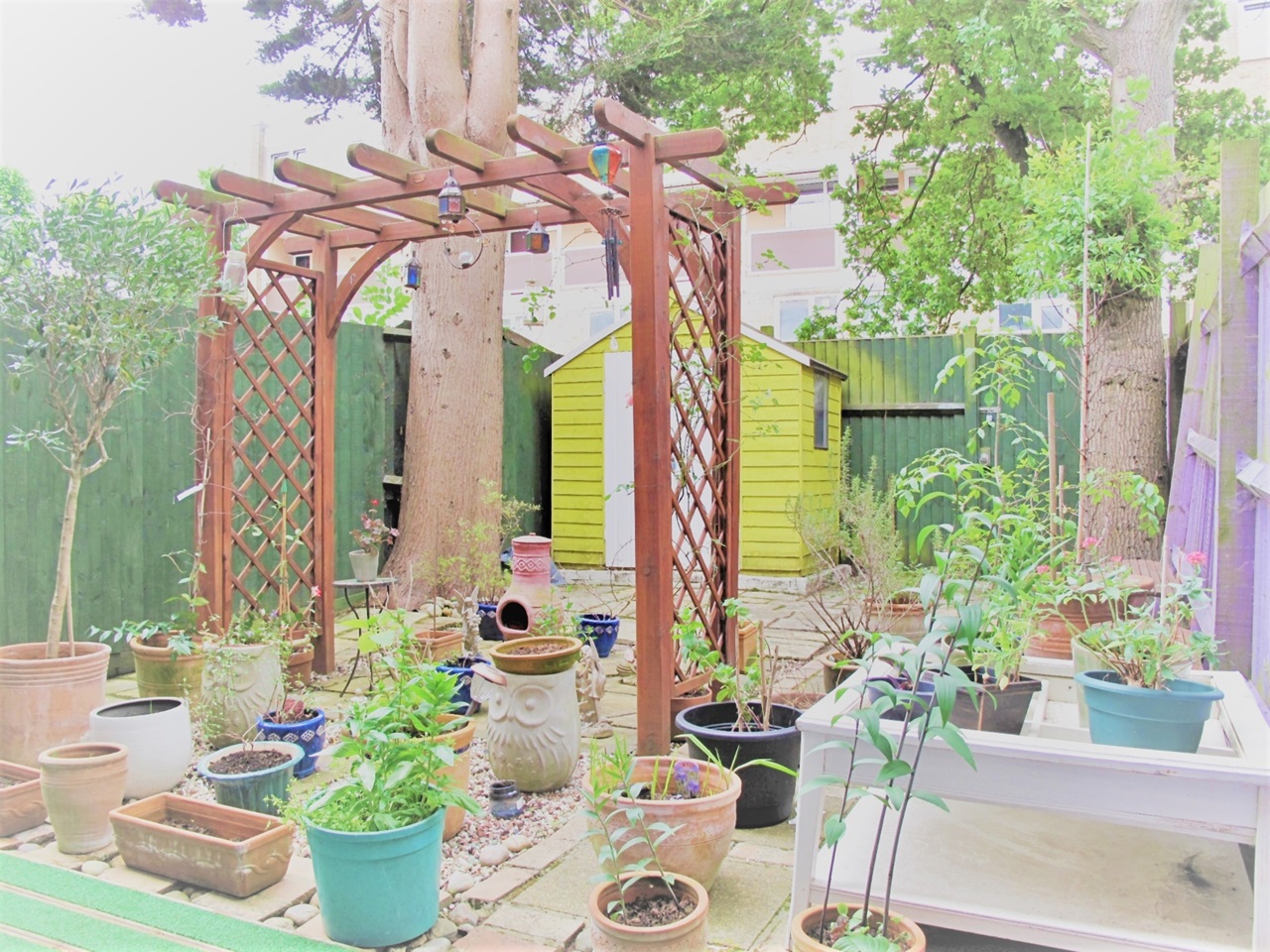 London 3 Bed Goddard House, SW19 To Rent Now for £2,600