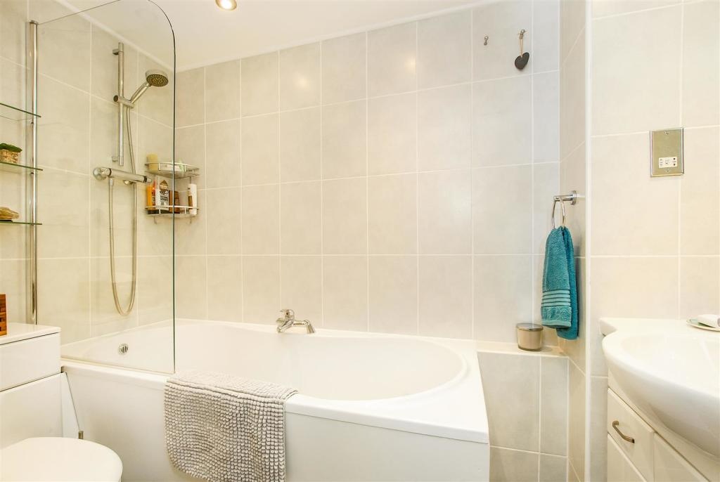 Ruislip 2 Bed Flat, Dell Farm Road, HA4 To Rent Now for £1,500.00 p/m