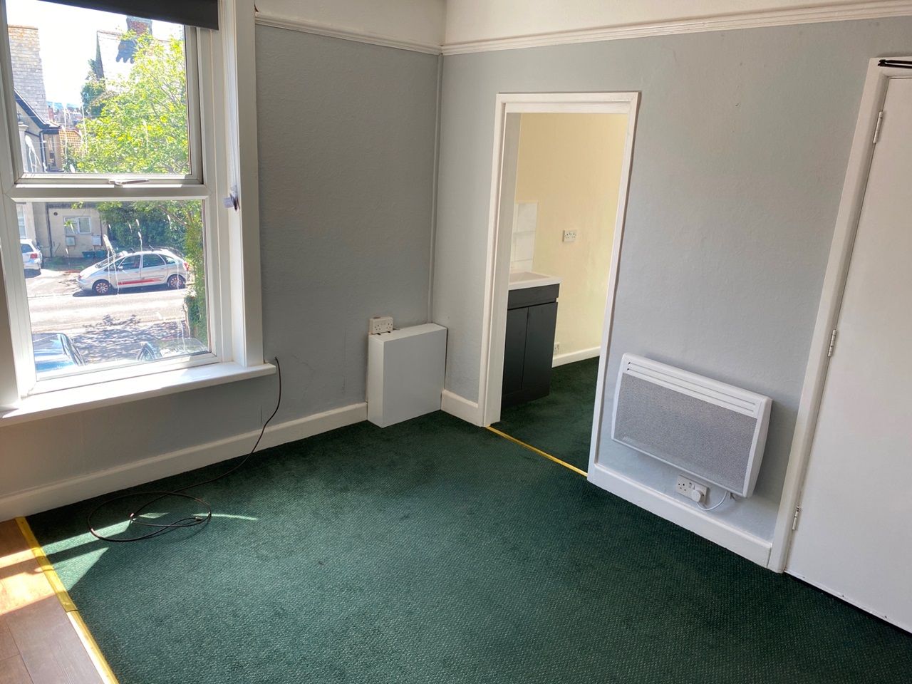 Weymouth Studio Flat, Glendinning Avenue, DT4 To Rent Now for £550.