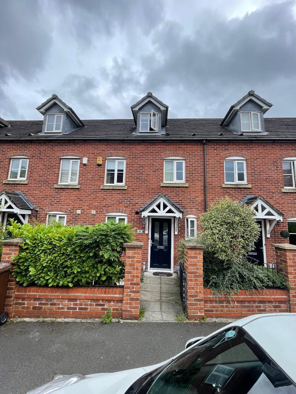 Atherton, Manchester 3 Bed Terraced House, Gadfield Grove, M46 To