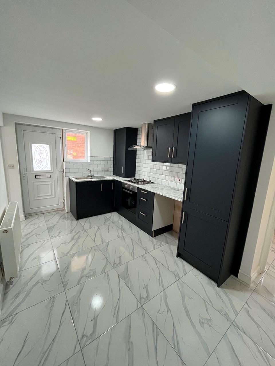 New Ollerton, Newark 1 Bed Flat, Oak Avenue, NG22 To Rent Now for £