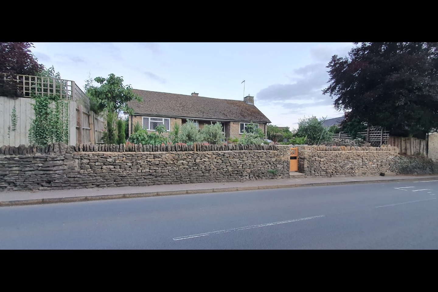 Farthinghoe, Brackley 3 Bed Detached House, Main Road, NN13 To Rent