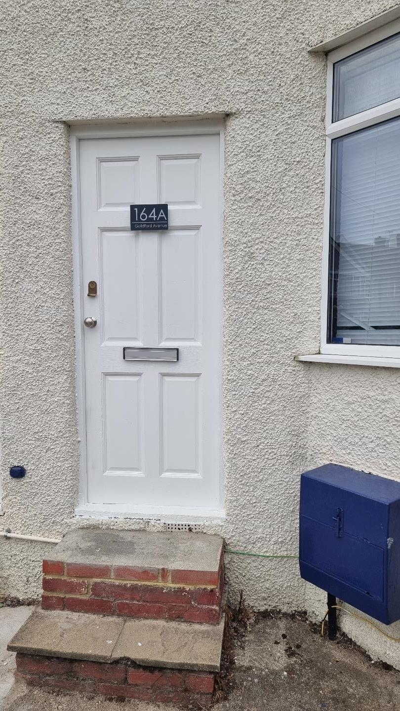 Feltham 2 Bed Guildford Avenue, TW13 To Rent Now for £