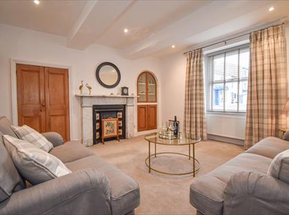 3 Bed Terraced House, Great Dockray, CA11