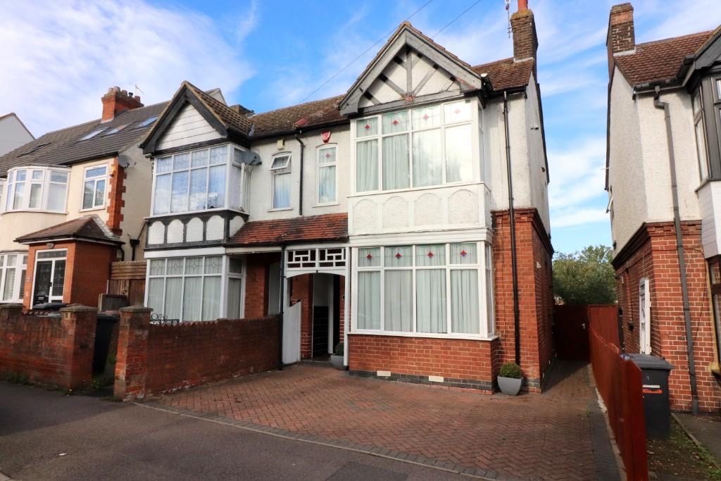 Luton 1 Bed Flat, Alexandra Ave, LU3 To Rent Now for £795.00 p/m