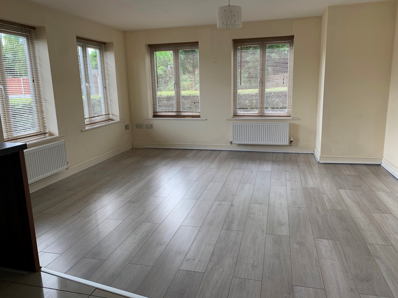 Broadheath, Altrincham 2 Bed Flat, Draybank Road, WA14 To Rent Now