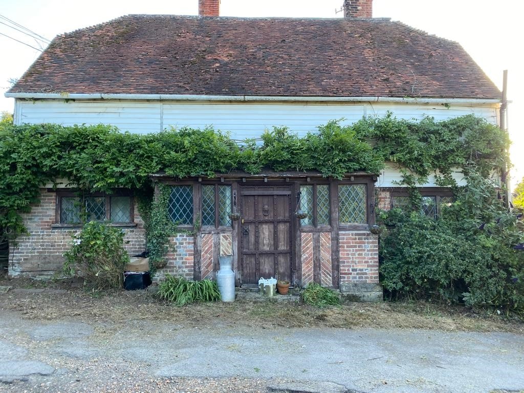 Hastings 2 Bed Flat, Crowham Manor Farm, TN35 To Rent Now for £875.