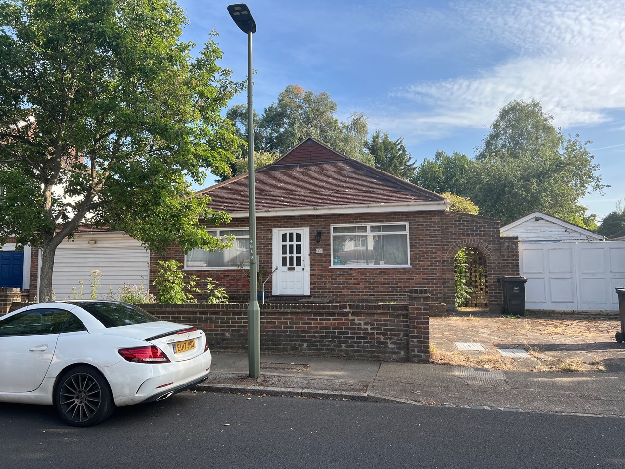 Bromley 4 Bed Bungalow, Alexandra Crescent, BR1 To Rent Now for £2,000.00 p/m