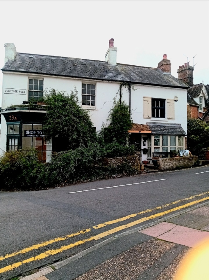 Eastbourne 1 Bed SemiDetached House, Ocklynge Road, BN21 To Rent