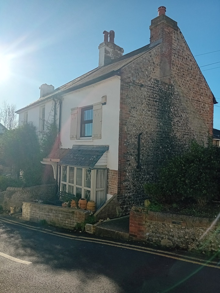 Eastbourne 1 Bed SemiDetached House, Ocklynge Road, BN21 To Rent