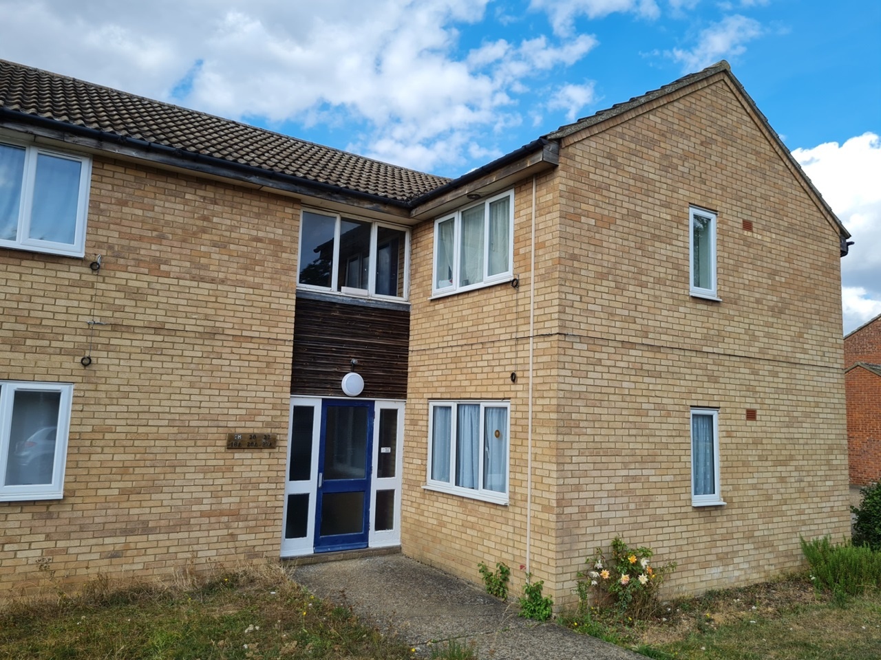 Cambridge Studio Flat, Amwell Road, CB4 To Rent Now for £950.00 p/m