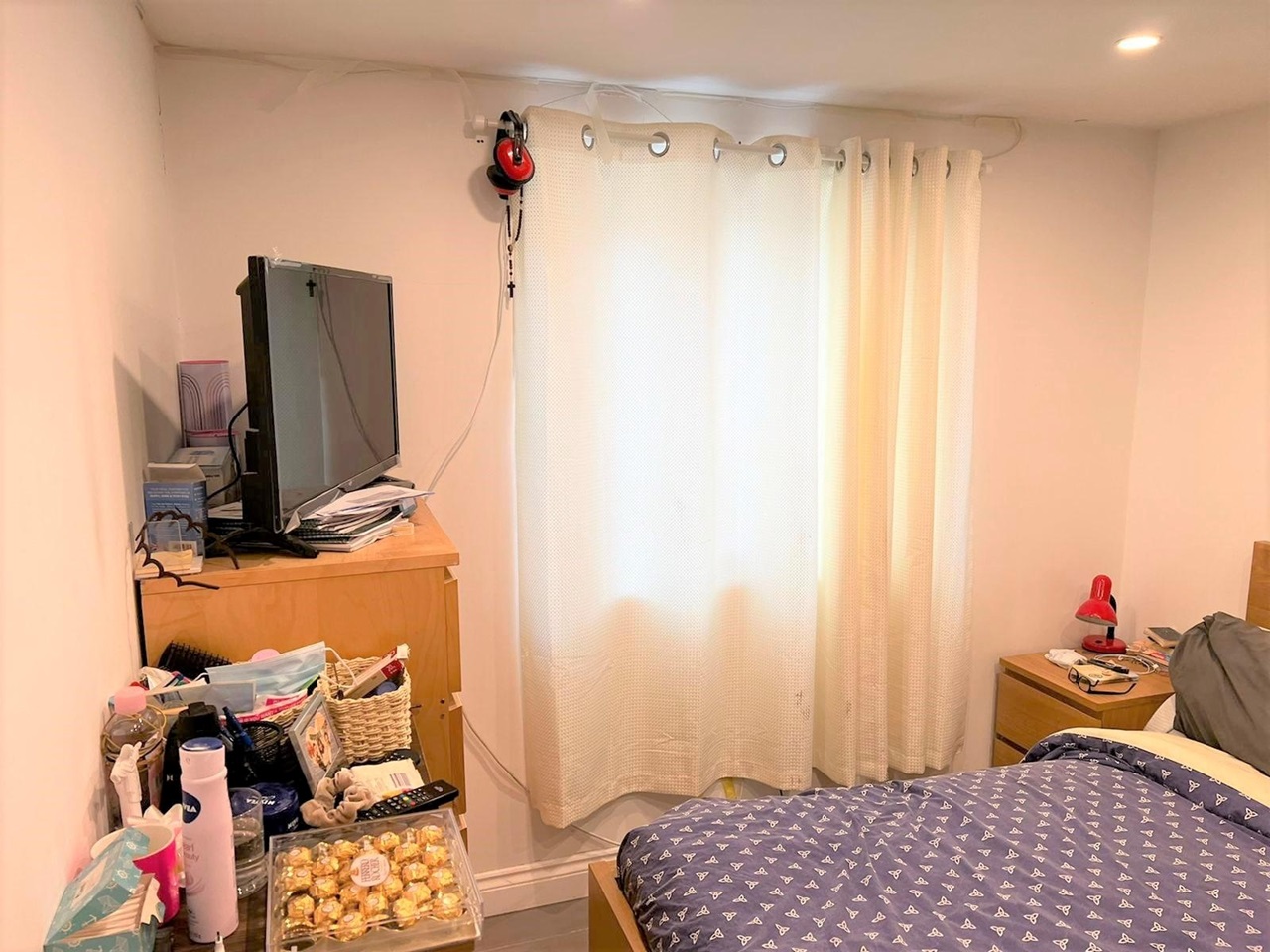 Dagenham 2 Bed Flat, Becontree Avenue, RM8 To Rent Now for £1,350.