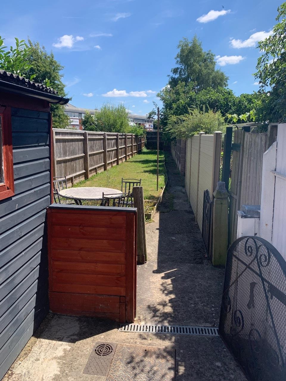 Aylesbury Room in a Shared House, Northern Road, HP19 To Rent Now