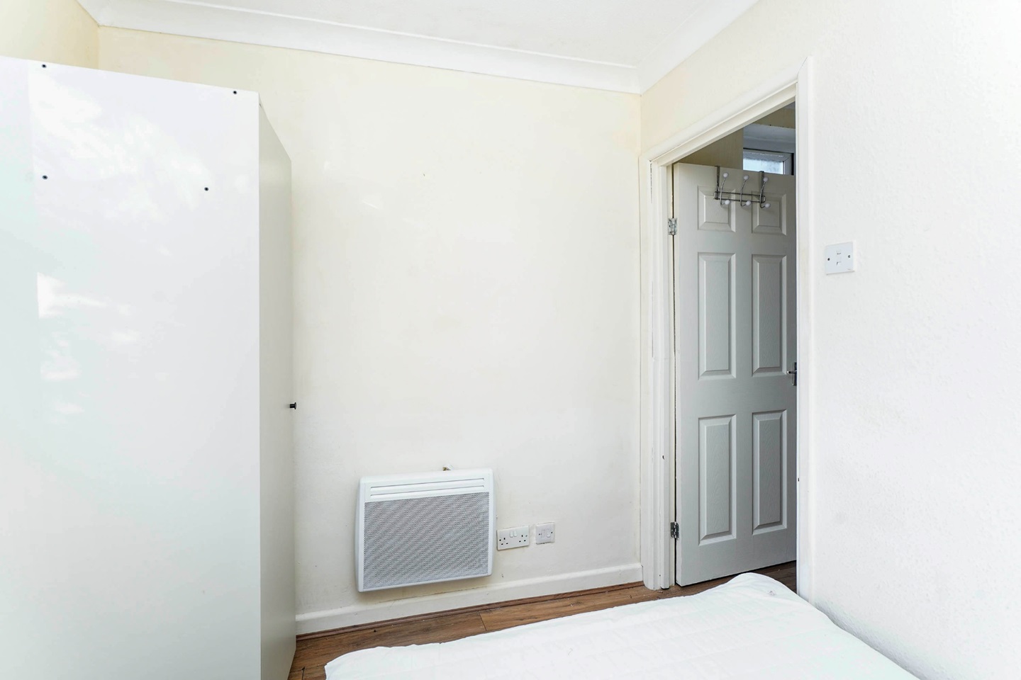 Luton 1 Bed Flat, Cardiff Grove, LU1 To Rent Now for £925.00 p/m