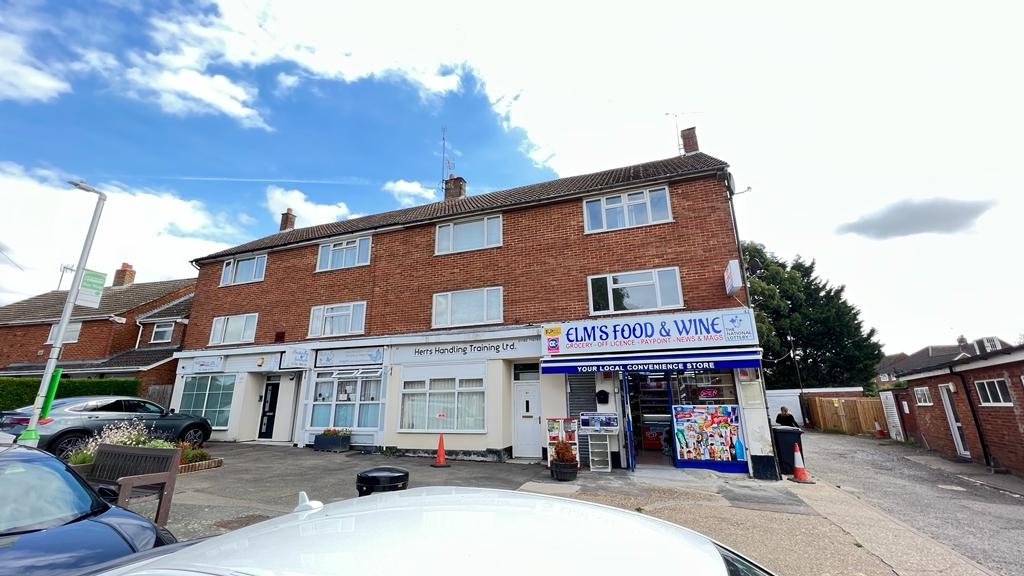 Caddington, Luton 3 Bed Flat, Elm Avenue, LU1 To Rent Now for £950.